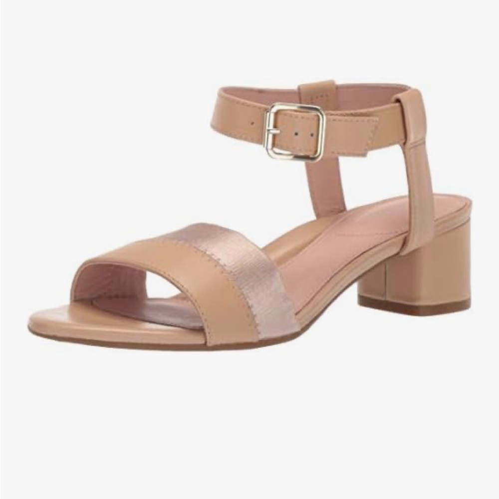 Taryn Rose Makena Buff Block Heel Ankle Strap Sandal in Nude sz. 7